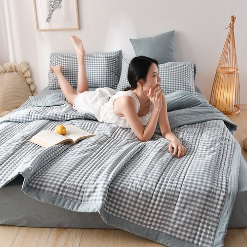 Wholesale washed cotton air conditioning quilt core children's quilt silk summer cool quilt summer gift summer quilt quilt washable