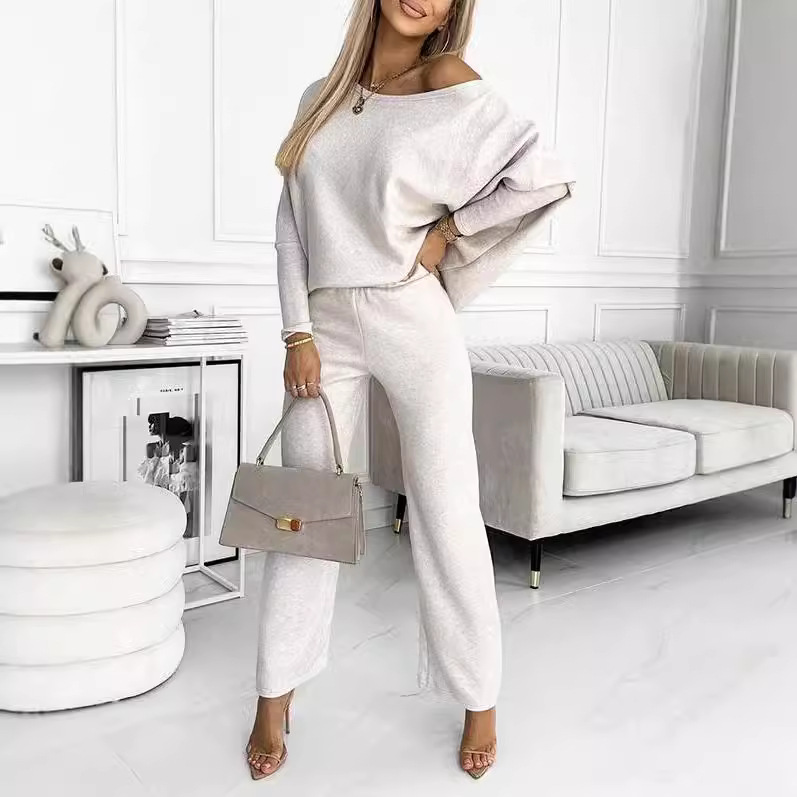 Dammekleeder Einfarwegt Dammekostüm mat ronnem Ausschnëtt, laanger Äermel_voghion.com