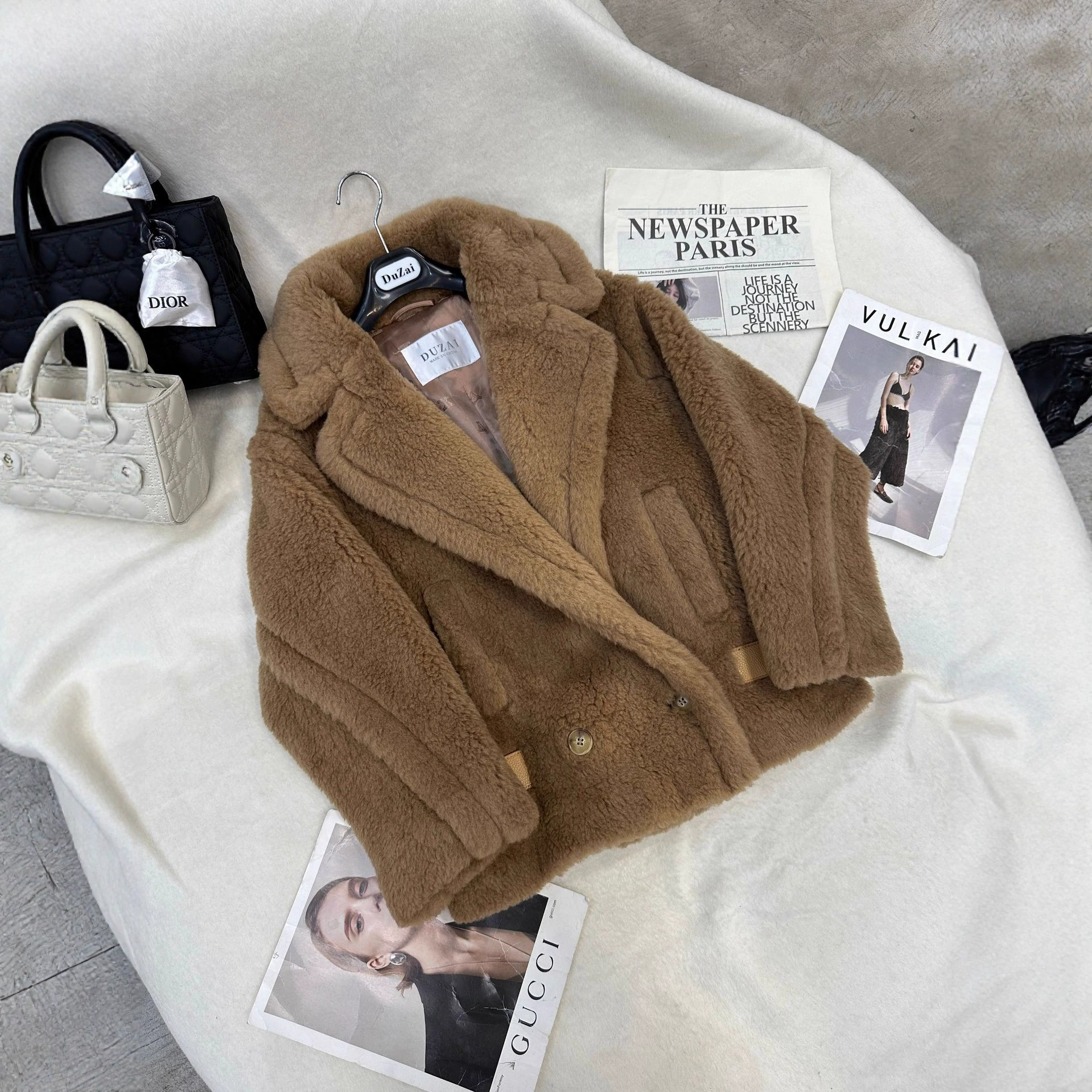 Плюшевый пиджак из верблюжьей шерсти в стиле байкерской куртки, новая зимняя коллекция, женская мода