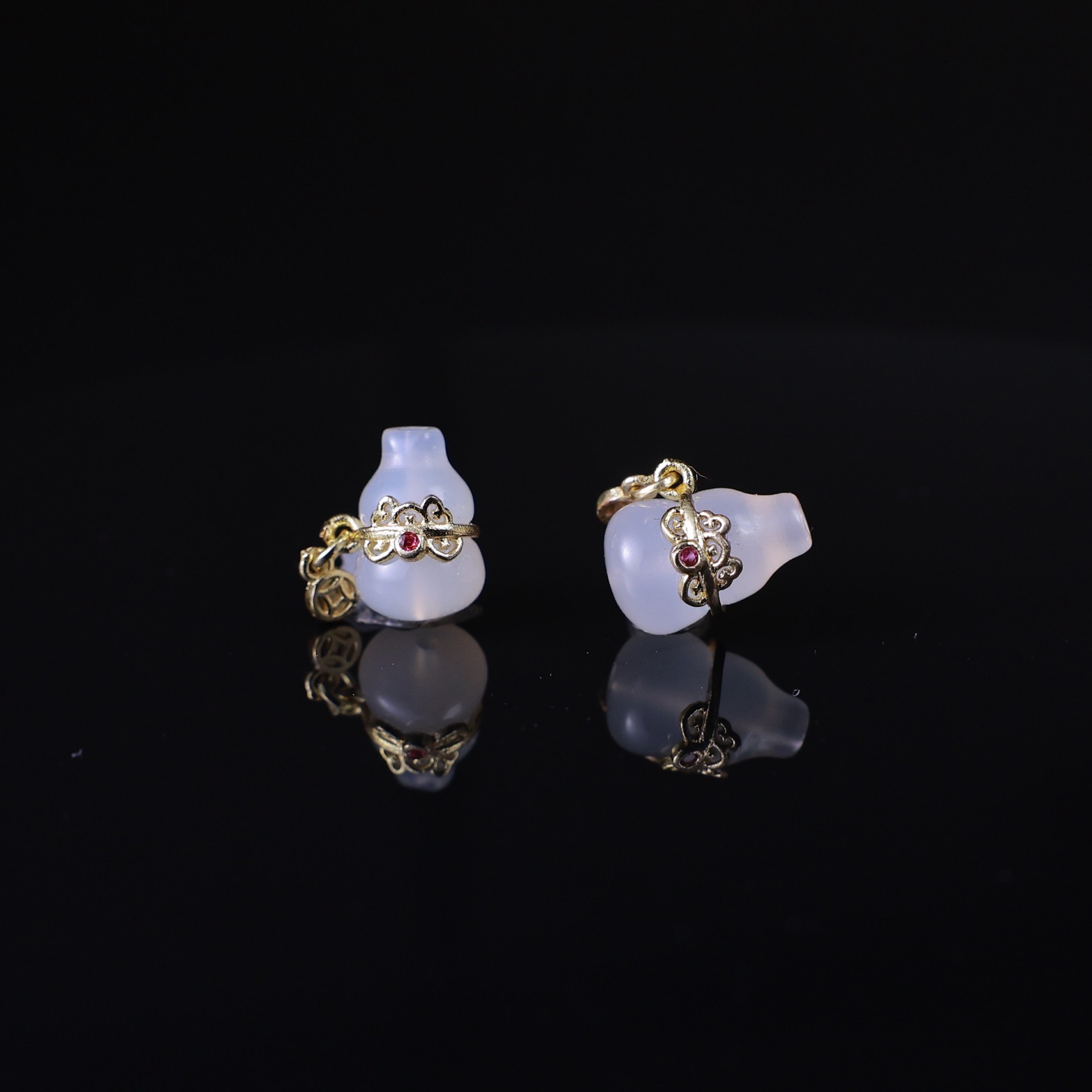 Natural White Agate Cat Claw Comb Scallop Bear Pendant DIY Jewelry Accessories Bracelet Spacer Beads Accessories Charm