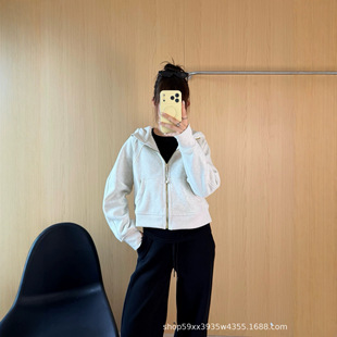 luluͬ��scubaŮʿ���ɿ�ӽq�l��Ů���e�\�ӽ���ȫ��朶̿��Bñ