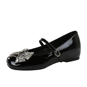 839-H118 French style round toe rhinestone bow decoration, shallow mouth, straight strap, internally raised patent leath