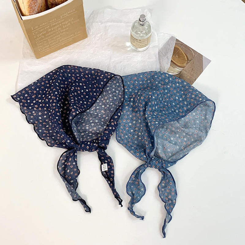Bufanda triangular floral, bufanda, bufanda pequeña, nuevo estilo de verano, bufanda de seda de todo fósforo, pañuelo en la cabeza, diadema pastoral femenina de verano, accesorios para el cabello al por mayor