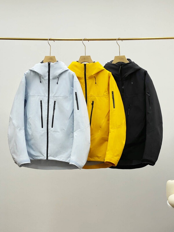 Taizhou Yingshi Hard Shell Rainproof and Windproof Outdoor Full-Glue Hard Shell Three-In-One down Liner Two-Piece Work Clothes