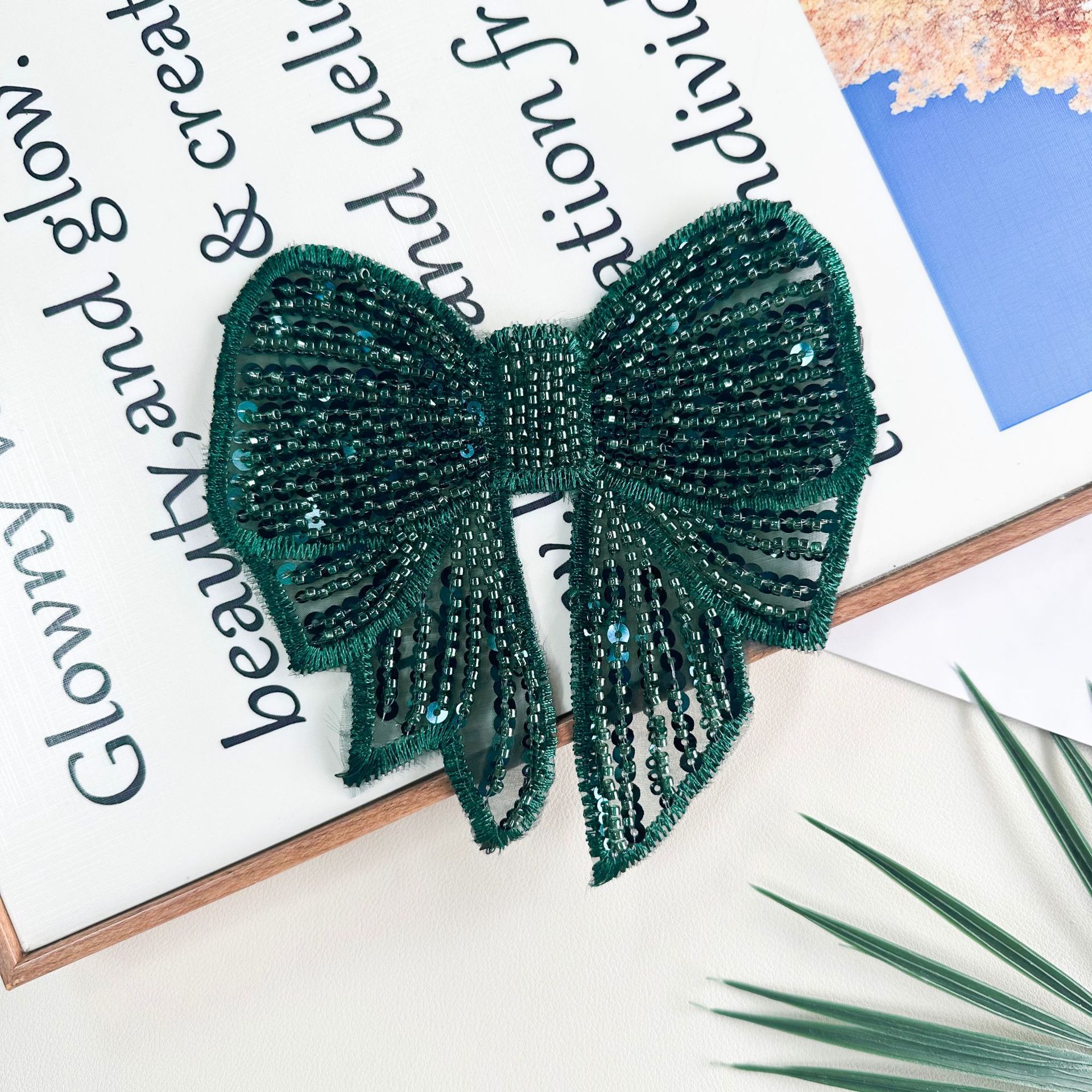 Cuentas de clavos de mano tridimensionales de la industria pesada arco de tela pegada ropa zapatos sombreros maletas vestidos ropa de baile accesorios de decoración