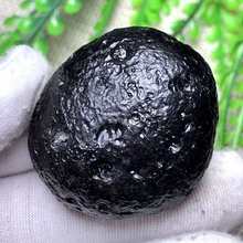 批发天然印尼陨石原石黑玻璃陨石透透的陨石猎户座陨石雷公木墨陨