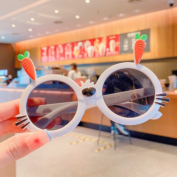 Children's fashionable cartoon sunglasses for boys