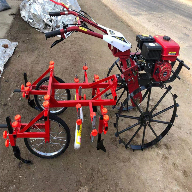小型喷药盖膜机 汽油自走式农用覆膜机 地膜宽度可调的盖膜机