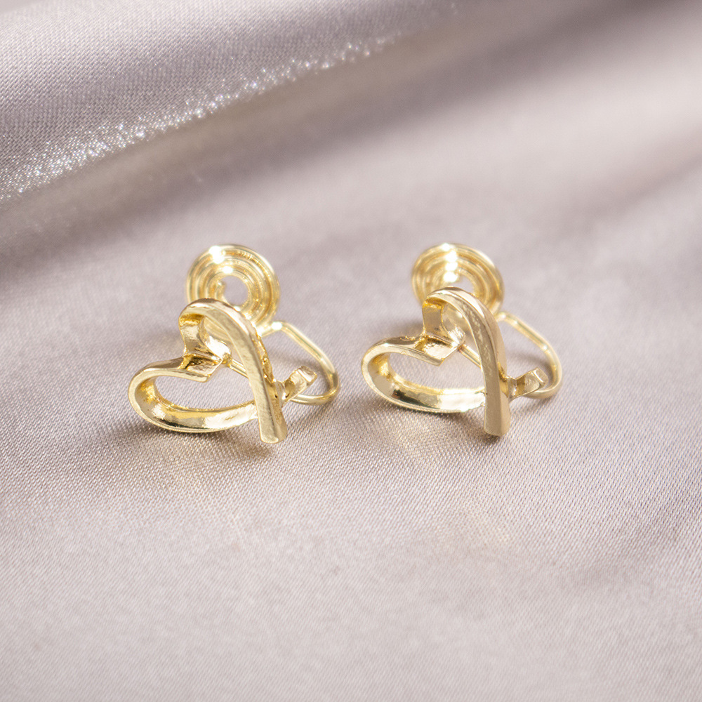 Lujo ligero, incienso pequeño, placa de incienso para mosquitos, pinzas para las orejas, pendientes de nicho para mujeres sin orejas perforadas, pendientes simples, compactas y versátiles de Yiwu al por mayor