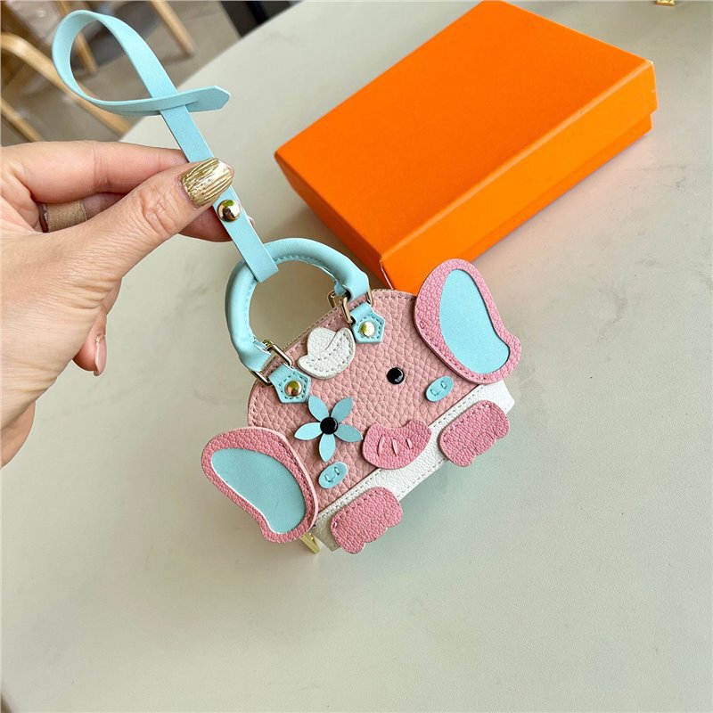 Mini Elephant Bluetooth Earphone Protective Case Earphone Bag Women's Bag Pendant Creative Car Keychain Decoration
