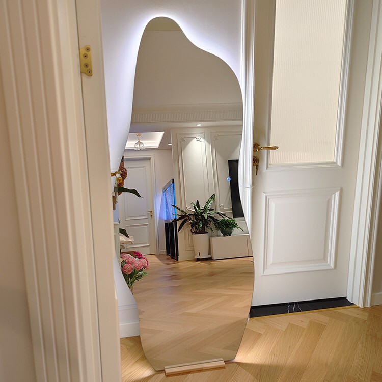 Wall-Mounted Cloud Led Floor-Standing Full-Length Mirror with Light, Suitable for Dormitory Use