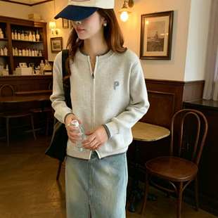 �n�挒���p����⴩ᘿ��_��Ů2026�ﶬ�¿�ƴɫ�̽�ë�����e����