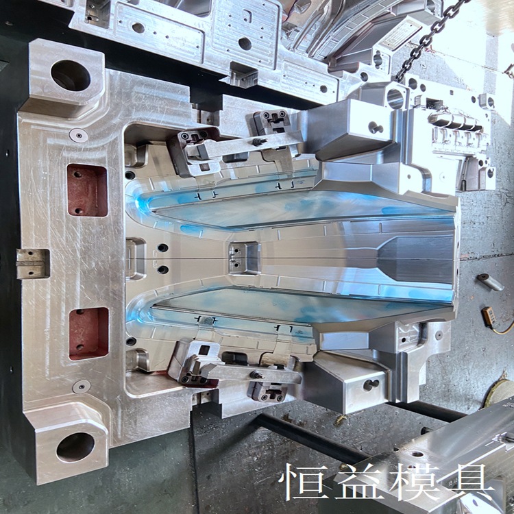 橡料模具塑壳塑胶模具PC+ABS合金塑料模具PA充电桩注塑模具叠模厂