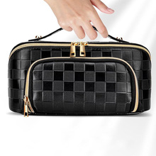 跨境新品手提棋盘格枕头化妆包时尚便携大容量双层旅行洗漱包