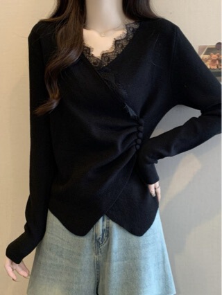 Plus-Size Women's Fashion: Stylish V-Neck Lace Patchwork Knit Sweater, Slimming Irregular Base Sweater for Curvy Women, Spring Wholesale Plus-Size Women's Fashion: Stylish V-Neck Lace Patchwork Knit Sweater, Slimming Irregular Base Sweater for Curvy Women, Spring Wholesale