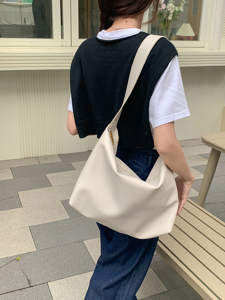 Korean Versatile Soft Collapse and Minimalist Style Single Shoulder Big 2024 New Women's Large Capacity Crossbody Bag_voghion.com