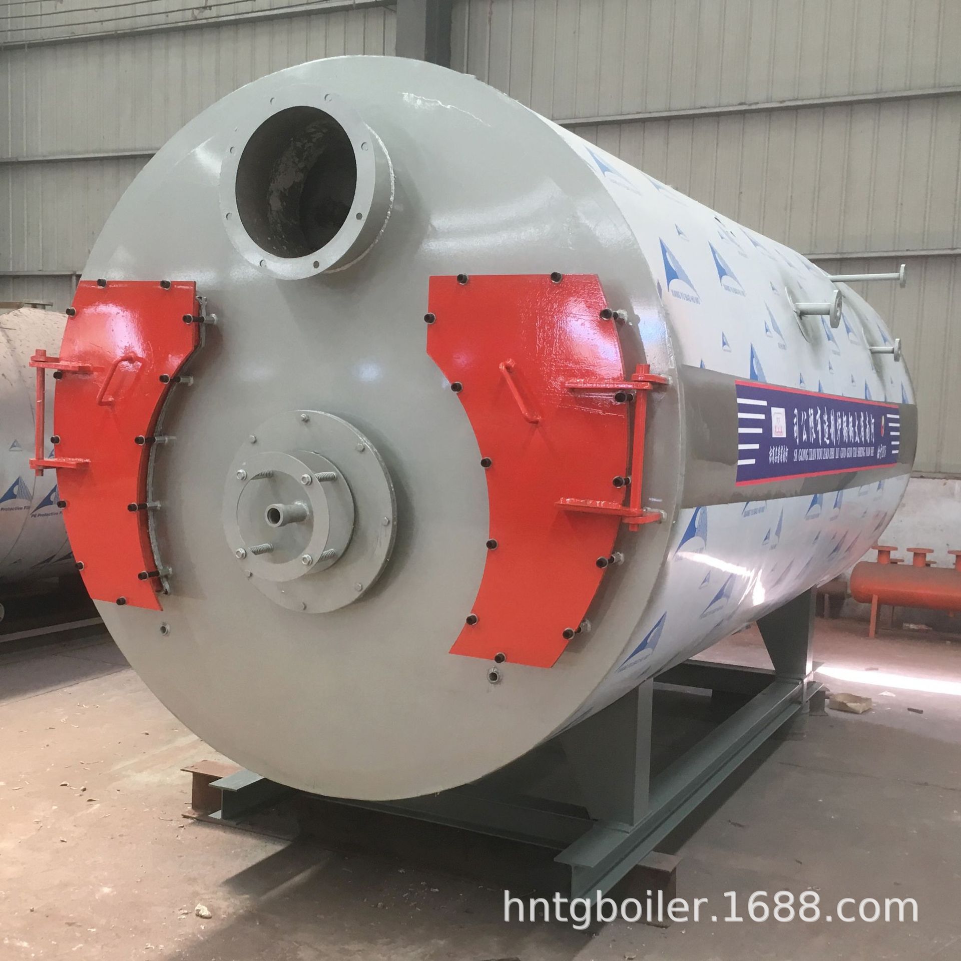 20000平方米供暖用多大锅炉？4吨燃气常压热水锅炉厂家