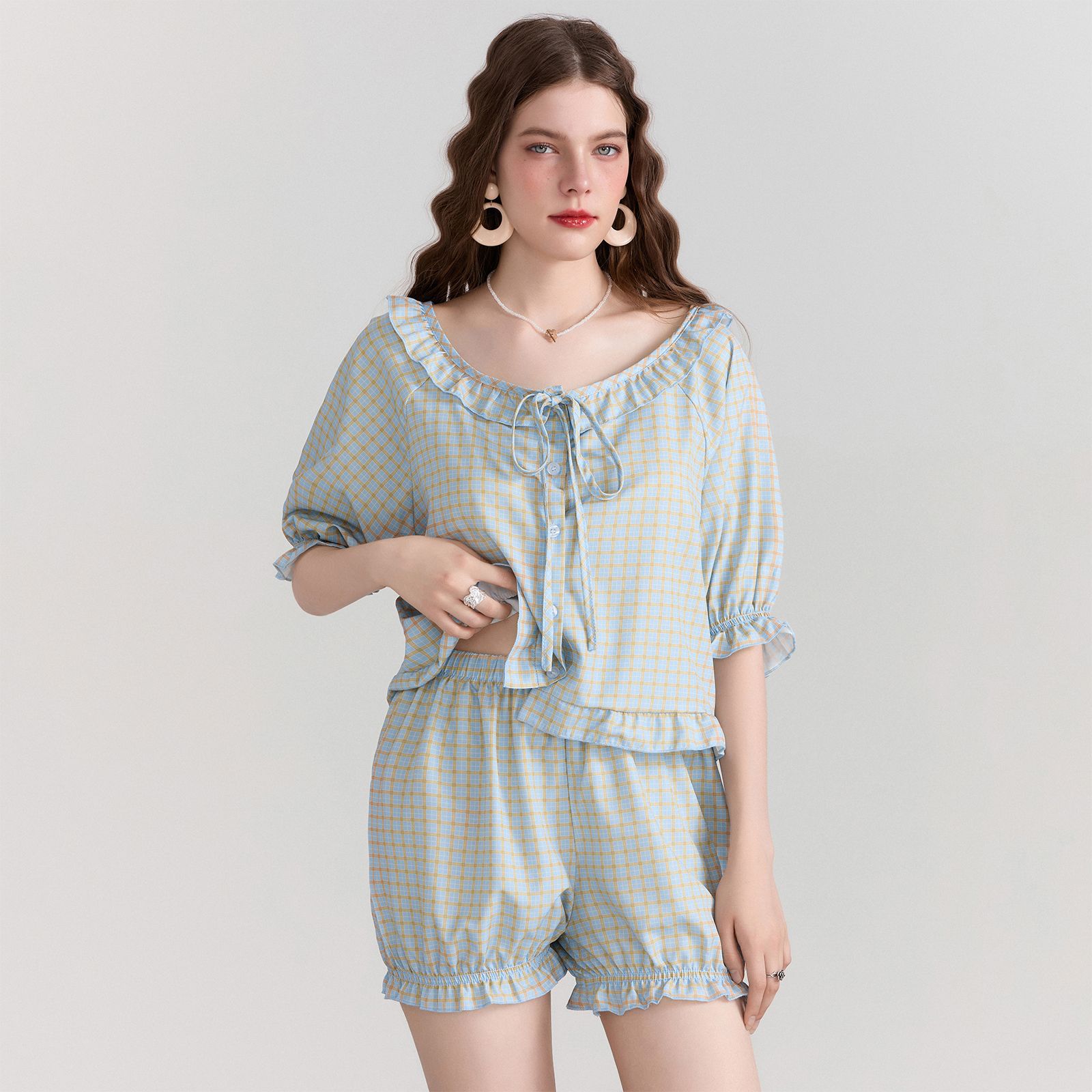 2024 Spring/Summer European And American New Women's Fashion Ruffle Trim Plaid Casual Shorts Set For Elegant Commuting_ecoleips.com