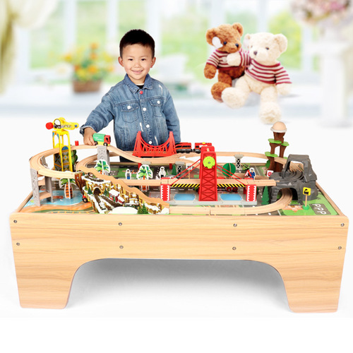 New Wooden 100-Piece Overpass Track City Traffic Electric Locomotive Creative Elevator Toy