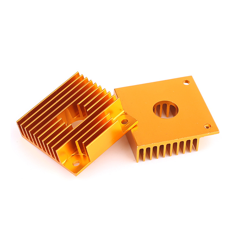 3D打印機 mk8噴頭散熱片40*40*11MM金色 DIYi3套件擠出機配件開孔