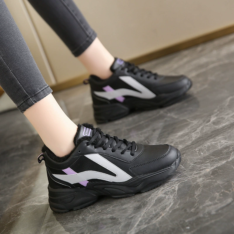 Новая черная обувь для папы женская дикая повседневная спортивная обувь