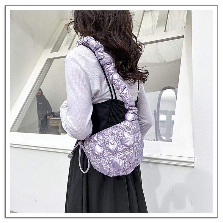 Koreaanse versie Exquise glanzende geplooide okseltas Mini Cloud Bag Niche Crossbody Bag Damestas High-end kleine tas_voghion.com