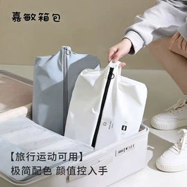 化妆包;收纳袋收纳包;衣物防尘罩