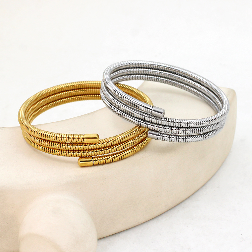 21g Weight PVD Coated Gold Plating Process 18K Gold, Real Gold Plated Plating Material 304 Stainless Steel Pendant Material Bangle Classification 304 Stainless Steel Chain Material 1 Piece Quantity Holiday, Daily Occasion 304 Stainless Steel Material Round Pattern Women's Gender Simple Style Style Waterproof Non Tarnish, Plating Craft PVD Coated 18K Gold Real Gold Plated Round 304 Stainless Steel Simple Style Waterproof Non Tarnish 304 Stainless Steel Bangle 7