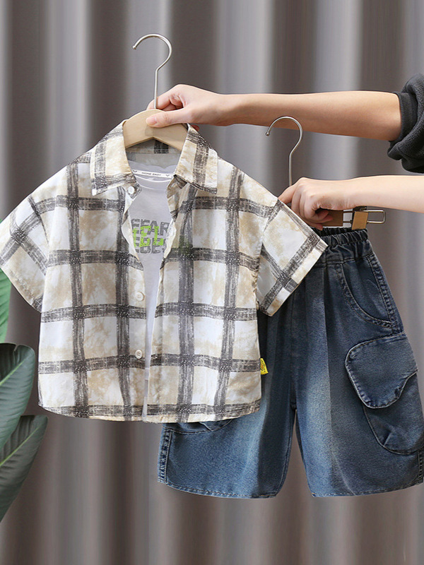 7314 Traje de verano para niños 2025 Nueva camisa a cuadros de manga corta Ropa de verano para niños guapos Traje de tres piezas de moda Verano