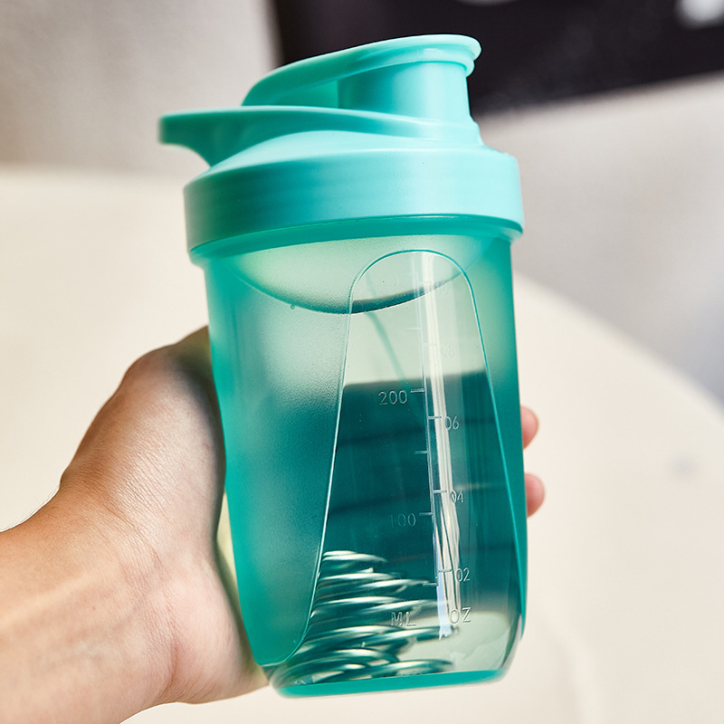 300ml taza de plástico shaker taza de agua para niños taza de batido de pequeña capacidad taza de proteína deportiva taza ahora