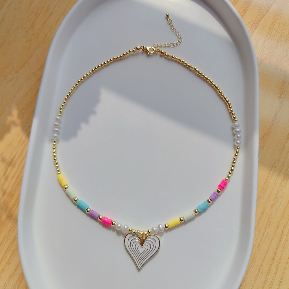 12g Weight Pendant Necklace Classification 1 Piece Quantity Daily Occasion Natural Freshwater Pearl, soft clay Material Heart Shape Pattern Women'S Gender Beaded Design Fashion Style Fashion Heart Shape Natural Freshwater Pearl Soft Clay Beaded Women's Pendant Necklace 16