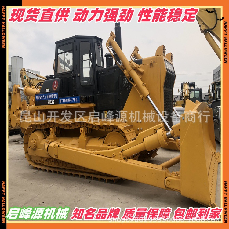 外贸直销山推SD320推土机90% Xinshan pushing SD320 bulldozer