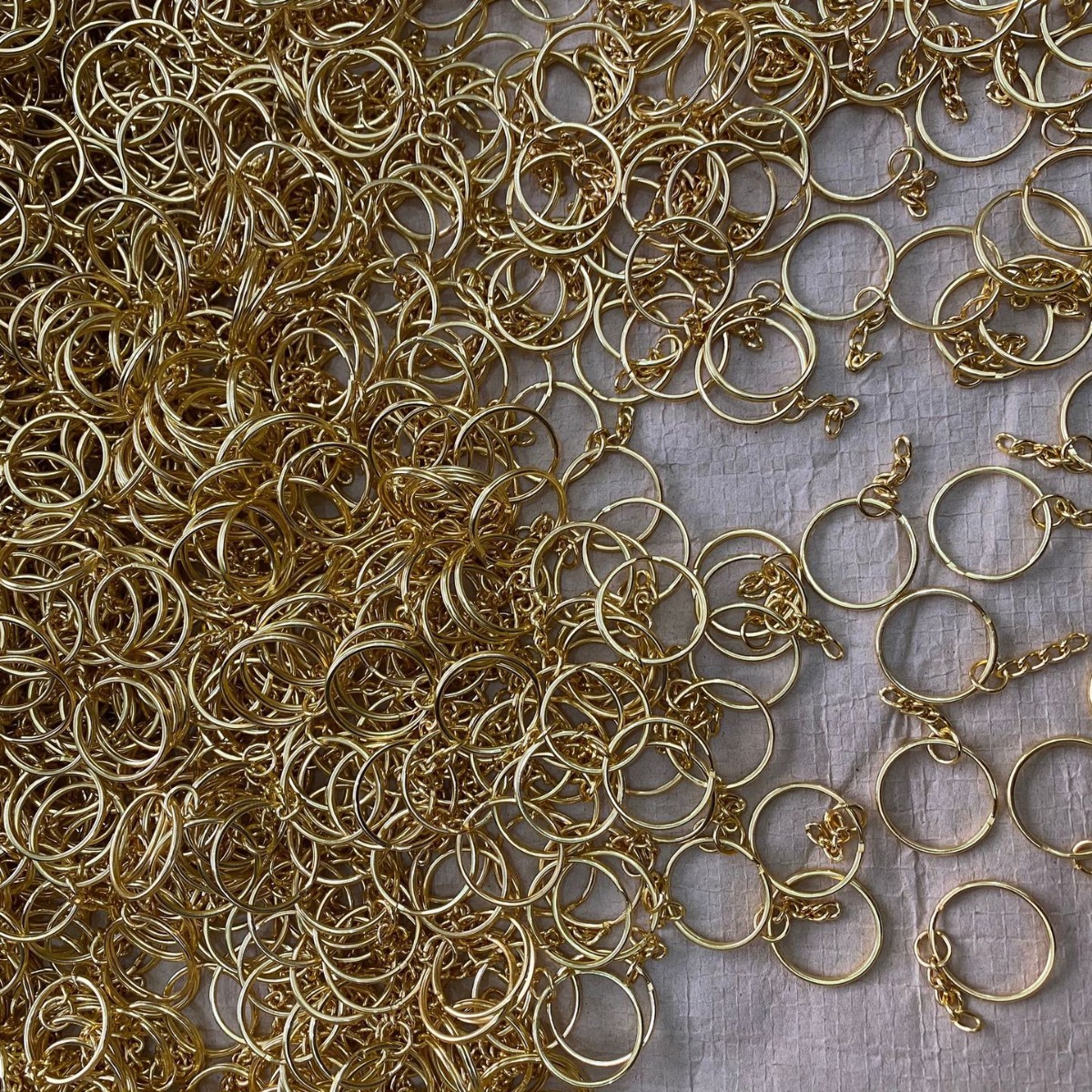 现货合金钥匙扣宠物狗牌圆环钥匙环热销款批发多种颜色选平圆金属