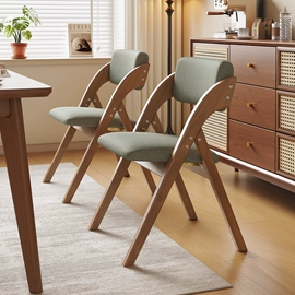 实木床;餐桌;餐椅