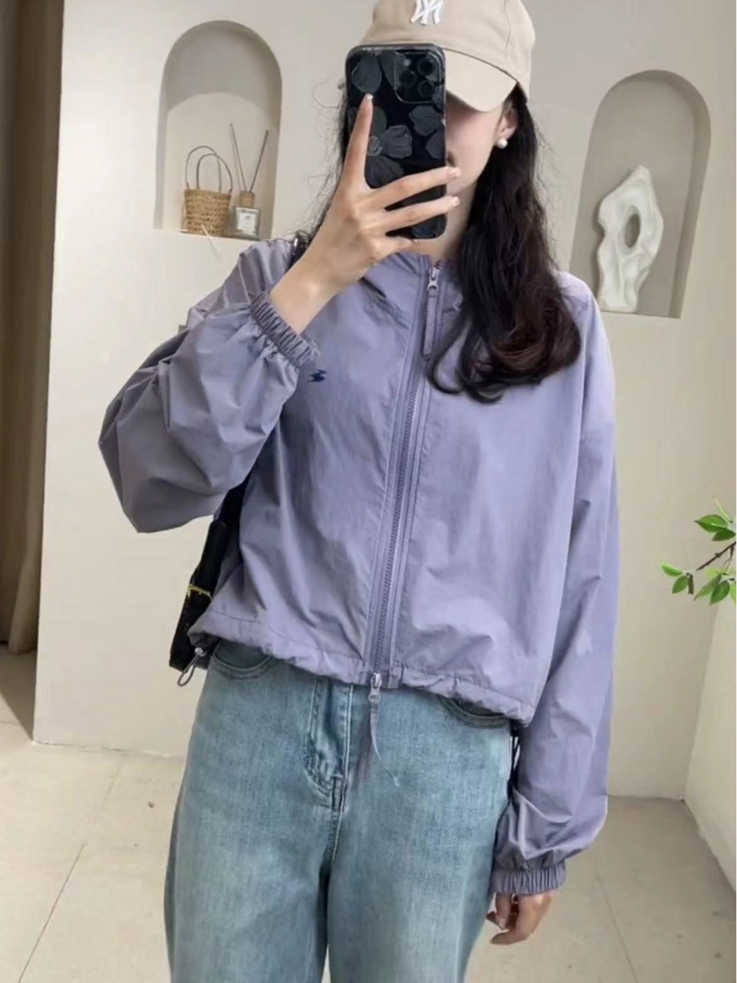 日焼け止め服の女性の夏の薄いコートは2025年に新型の短い子供がゆったりしています。