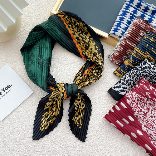 70 pleated silk scarf, small square scarf for women, spring, autumn and winter, fashionable, matching shirt, suit, hair tie, bag decoration