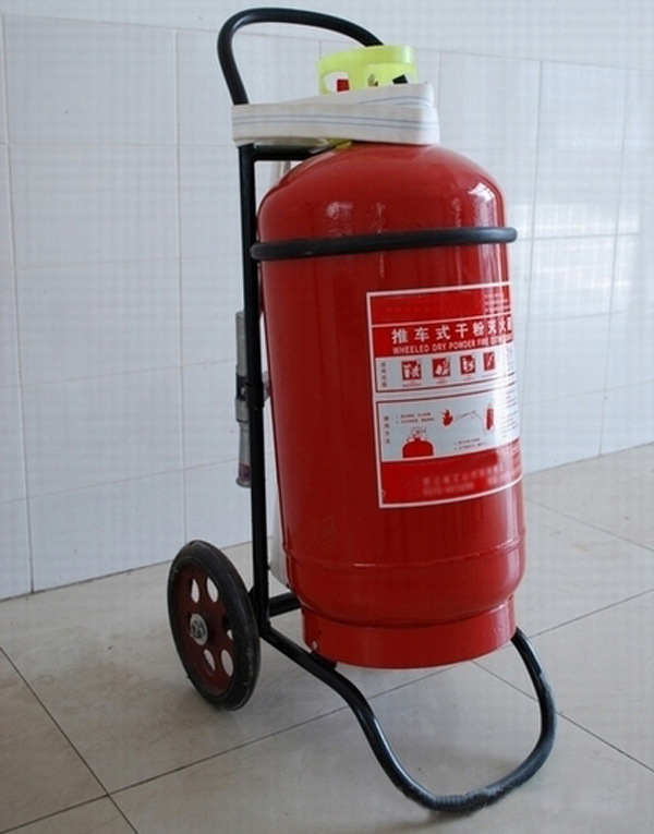 推车式干粉灭火器1.jpg