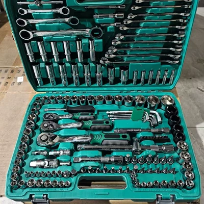 Home Auto Repair and Car, Mühərrik tənzimləmə alətləri - 151-piece-72-tooth-auto-repair-socket-wrench-set