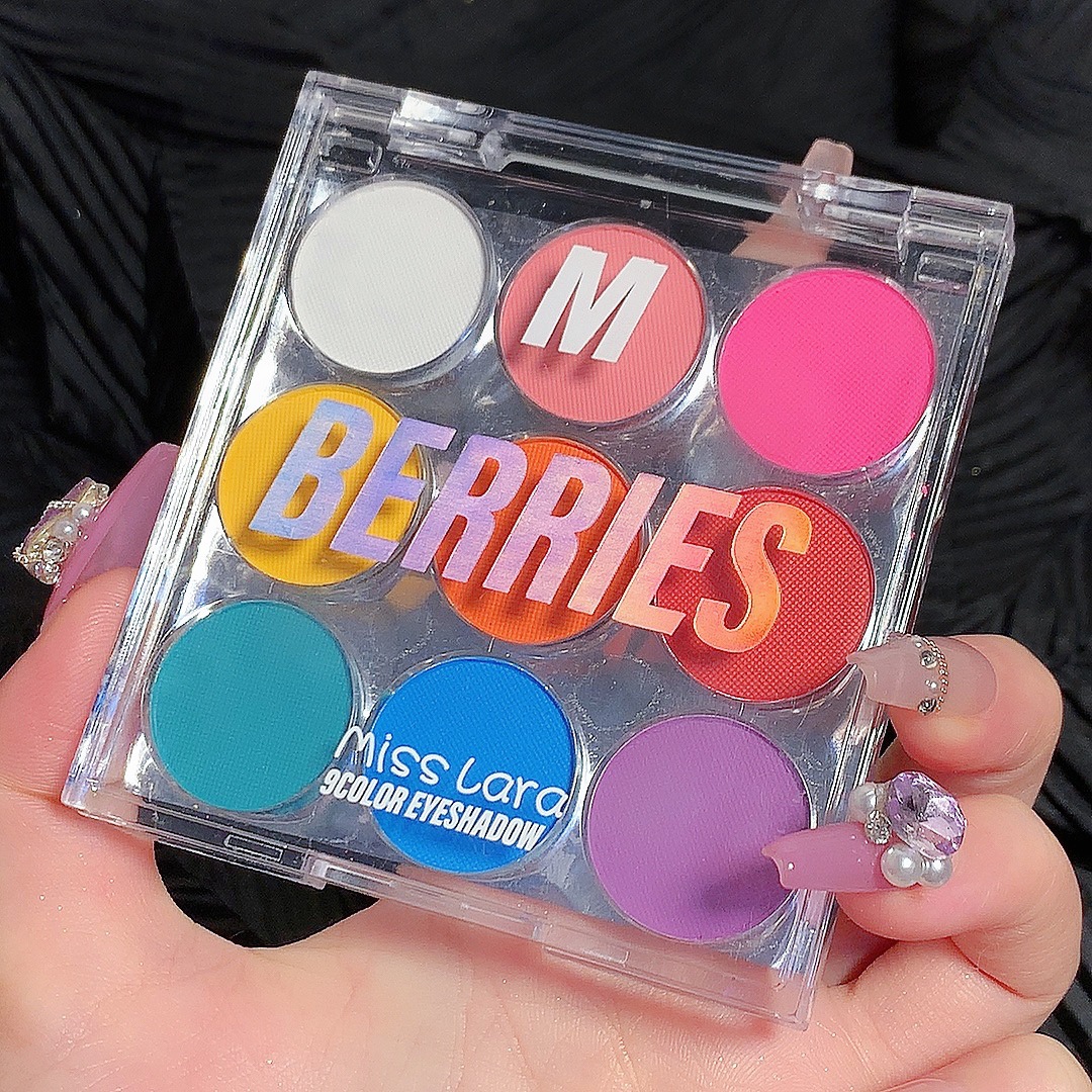 Miss lara's nine-color eyeshadow is naturally not prone to pearlescent smudging, with a matte macaron transparent box eyeshadow palette undefined