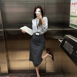 Slightly Chubby Royal Sister Style High-End Elegant V Neck Shirt Women's Summer Work Clothing High-Waisted Suit Hip Skirt Two-Piece Set