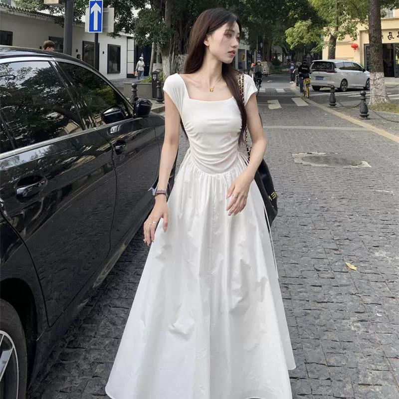 Простой стиль в этом году популярное красивое платье-жилет Женское летнее платье-елочка с плиссированной талией средней длины, модное платье
