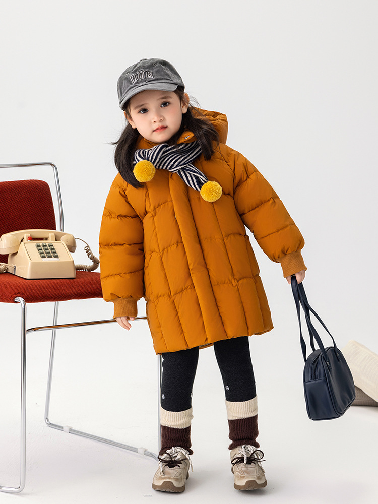 [en stock] chaqueta de plumón para niños 2025 invierno nuevo estilo de niñas grueso ropa cálida chaqueta blanca de plumón media larga