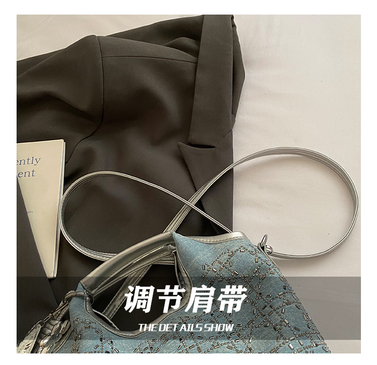 A niche design, fashionable and versatile single-shoulder hand-carry commuter bag for women, a new summer 2025 simple crossbody bucket bag undefined