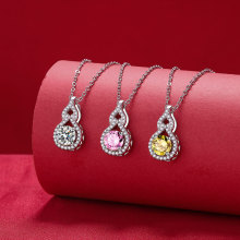 时尚仿真莫桑石镂空葫芦项链女一克拉彩宝福禄时尚锆石吊坠锁骨链