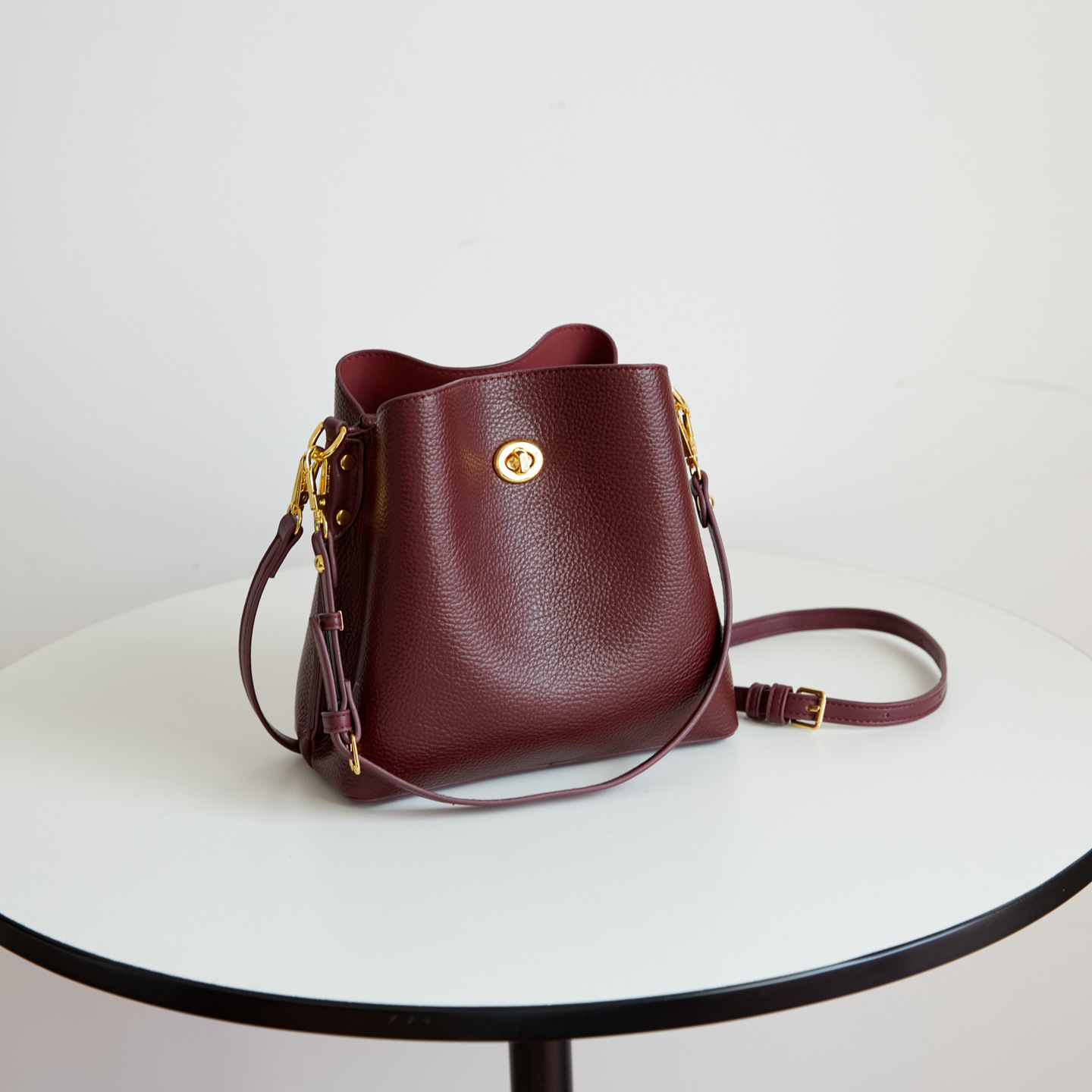 Bolso de mujer nuevo litchi cuero de vaca multicapa bolso de cubo de mano retro lujoso bolso de hombro bolso de viaje