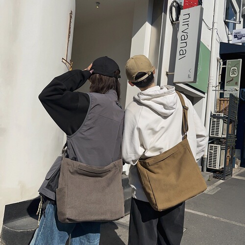Japanese-style commuting canvas bag for women, spring 2025 new model, Ruiying trendy large-capacity versatile unisex shoulder tote bag for college students