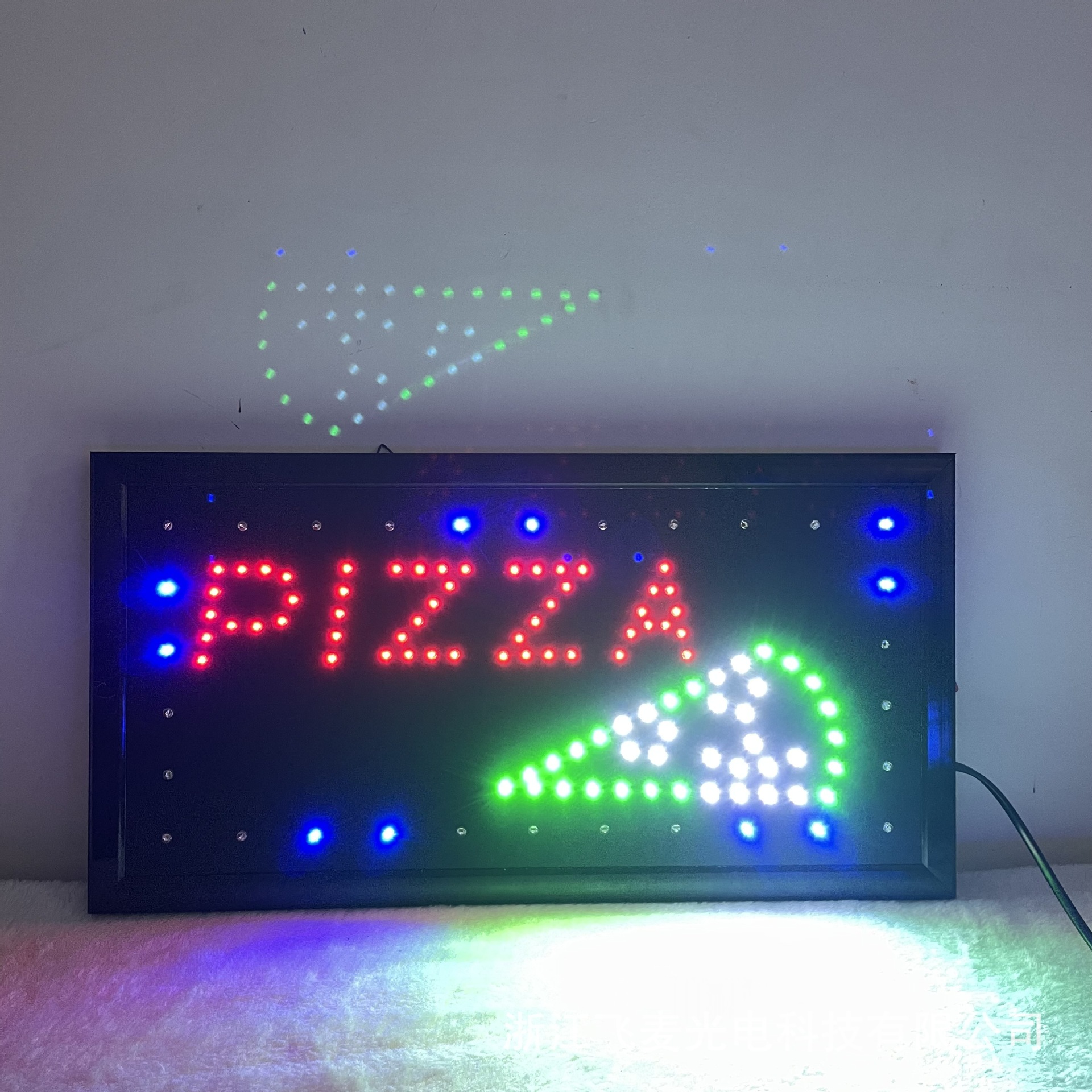 厂家直销LED广告牌边灯流水pizza餐厅招牌标识牌25*48方形亚马逊