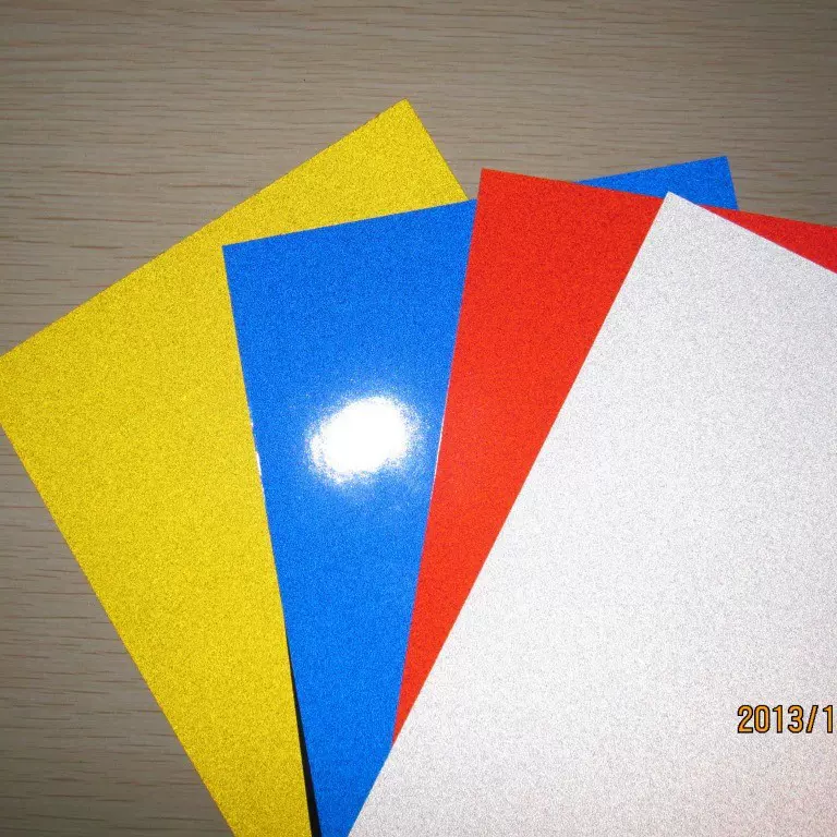 工厂供应反光膜 工程级反光膜 交通标牌刻字反光材料