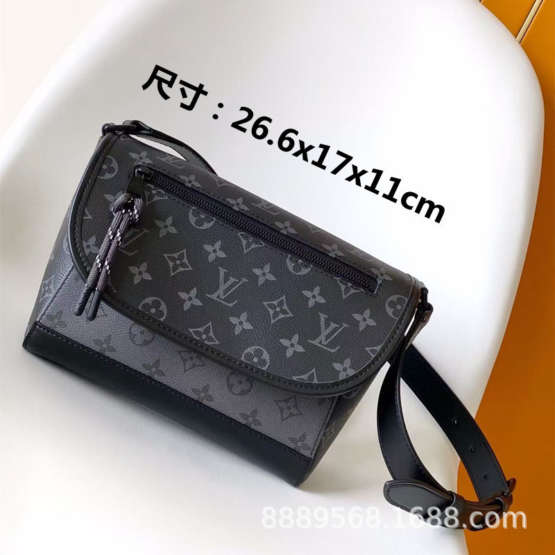 直接供給クロスボーダー m lv メンズバッグレディースバッグブラックウォリアーメッセンジャーバッグ枕バッグチェーンバッグボックスバッグポータブルブリーフケース|undefined