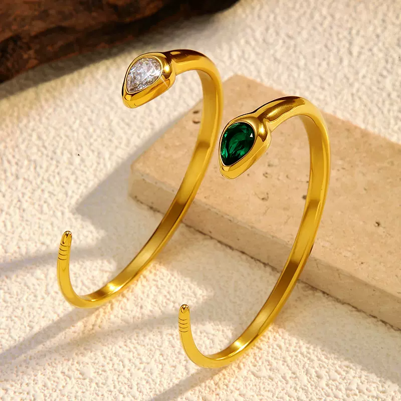 2025新款跨境欧美热销ins风简约轻奢高级感18k镀金不锈钢手镯手环